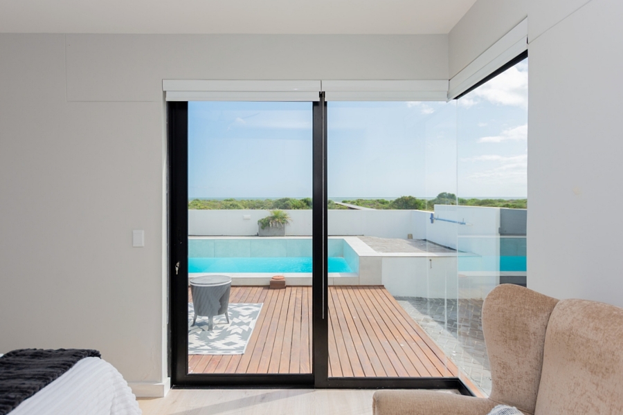 4 Bedroom Property for Sale in Dwarskersbos Western Cape